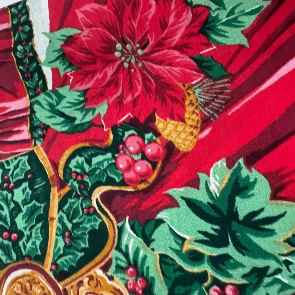 Hallmark Wamsutta Cut to Length Poinsettia Christmas Tablecloth 4 yard 72